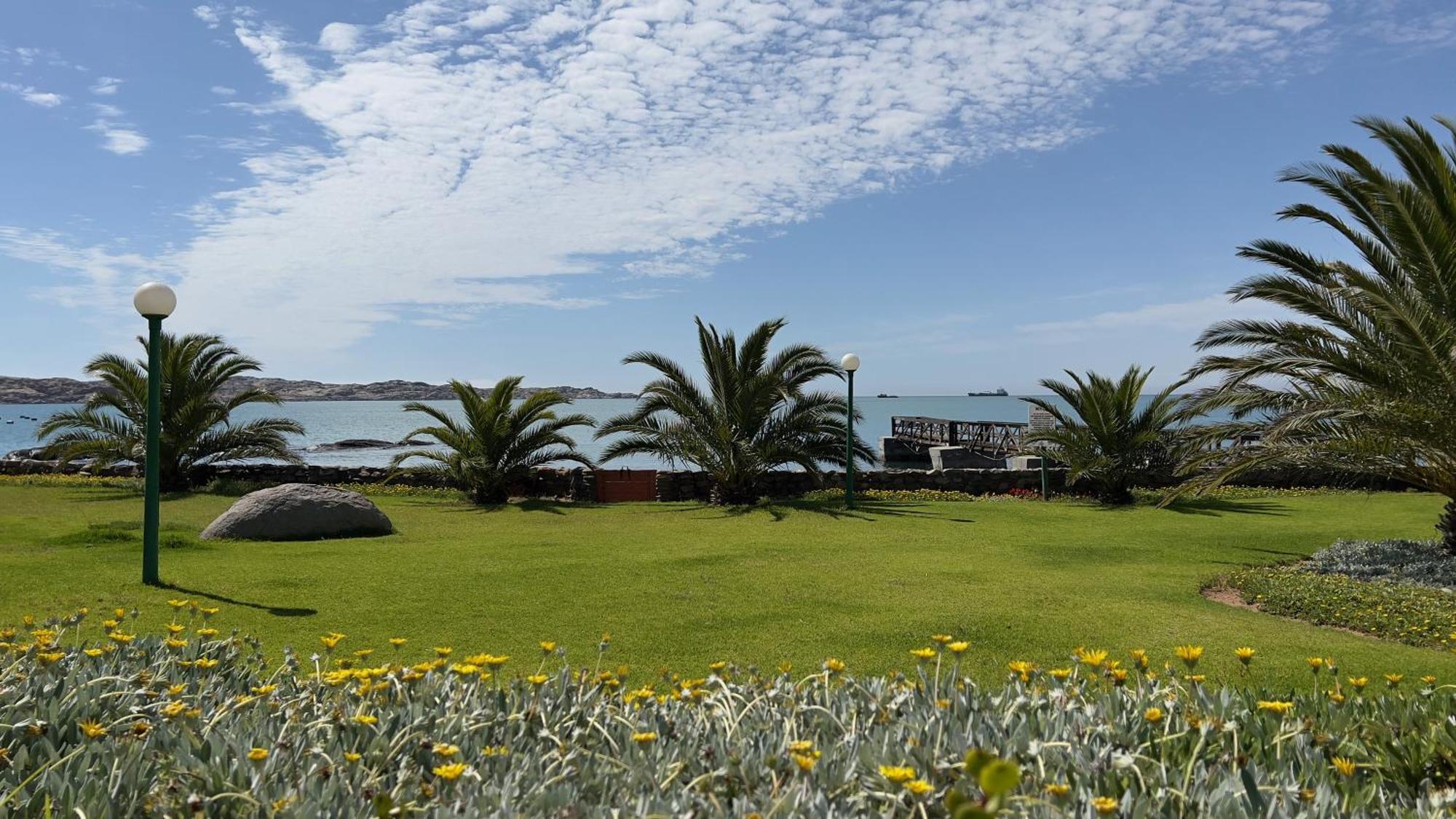 Luederitz Nest Hotel Exterior photo